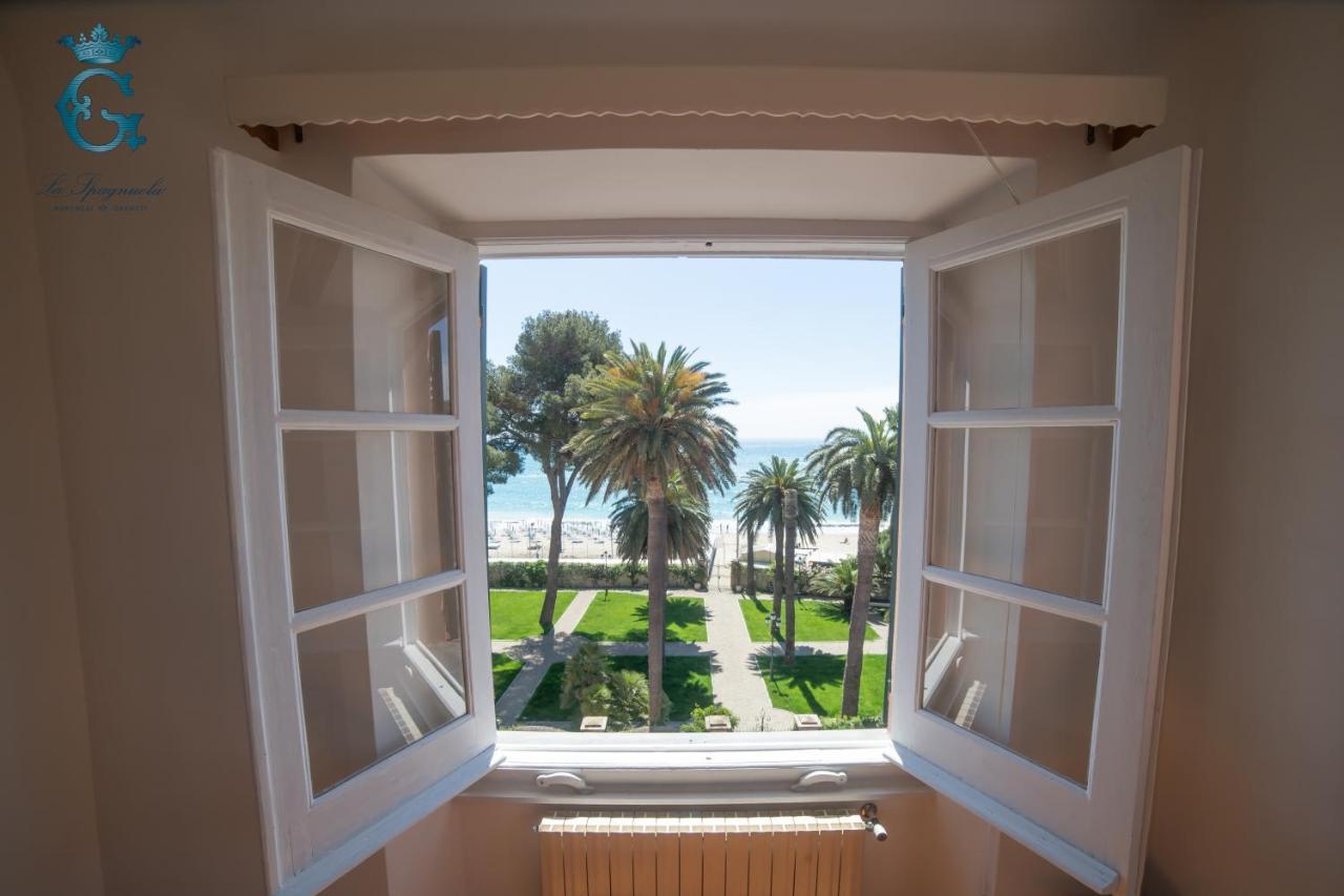 La Spagnuola - Villa Cinquecentesca Sul Mare Con Parco Privato 萨沃纳 外观 照片