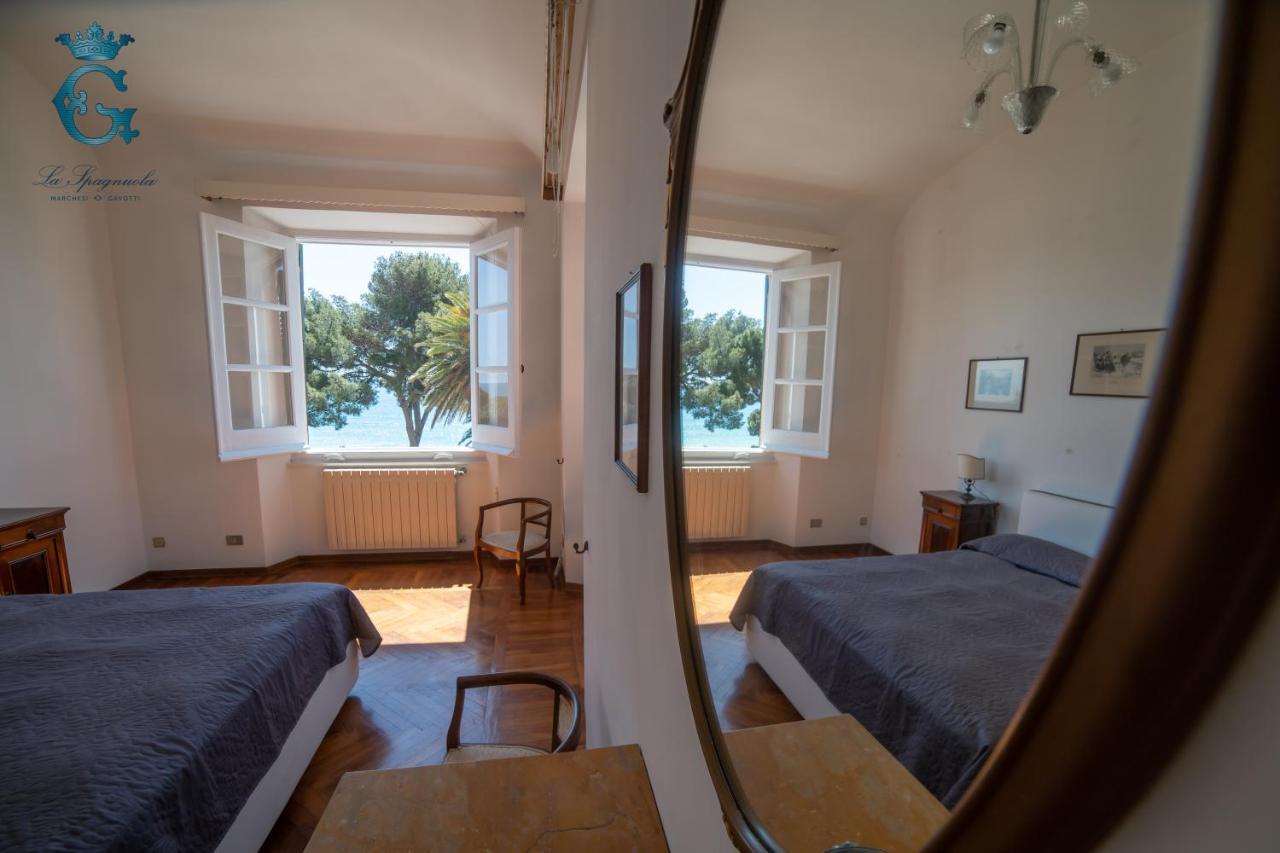 La Spagnuola - Villa Cinquecentesca Sul Mare Con Parco Privato 萨沃纳 外观 照片
